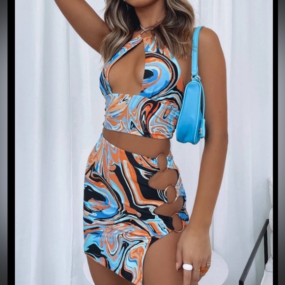 White Fox Boutique Dresses & Skirts - WHITE FOX Orange Swirl Two Piece Set